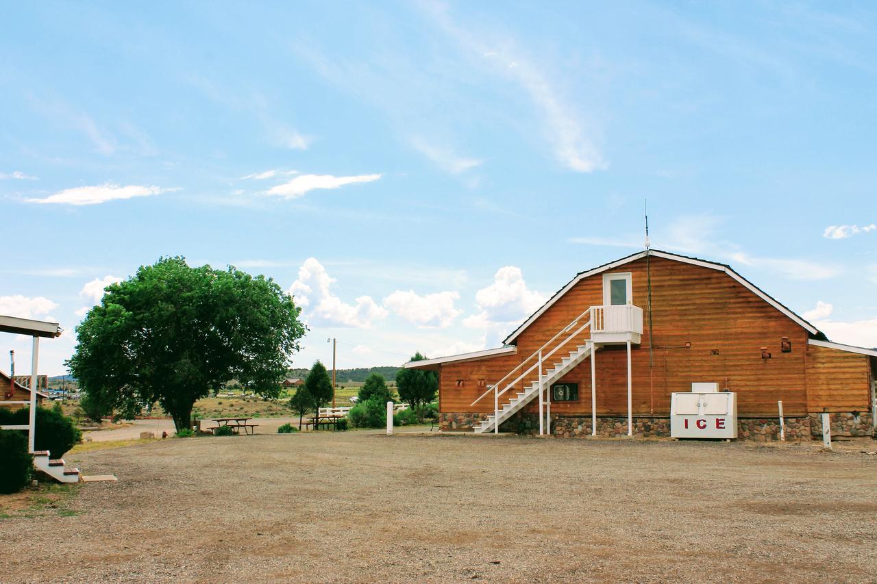 The Riverside Ranch Motel And Rv Park Southern Utah Hatch Esterno foto
